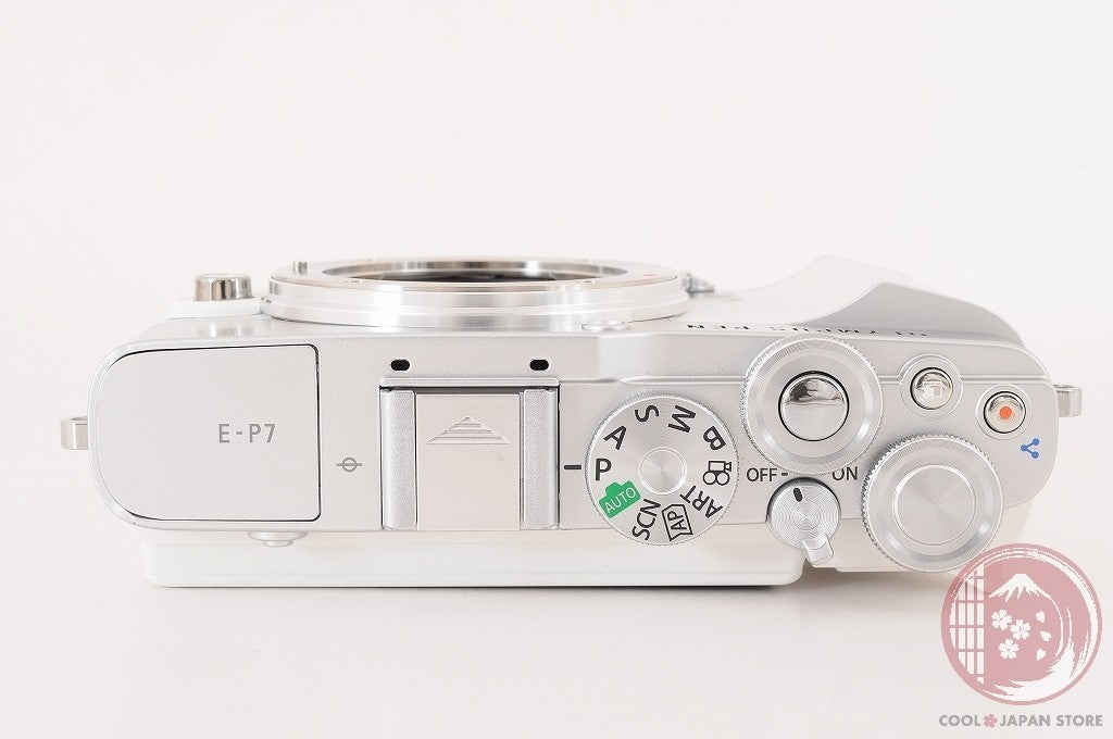 DDU[ 2141 shots MINT+ w/Strap Cable ] Olympus PEN E-P7 white from Japan Cj68