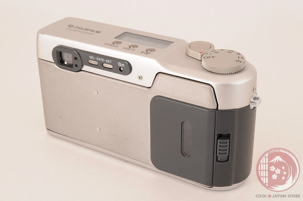 [MINT+ in Box] Fujifilm Fujifilm Klasse Silver from Japan Cg93