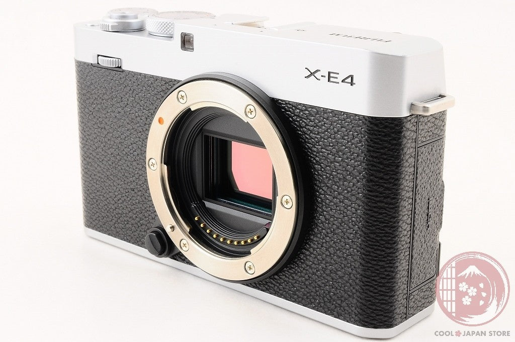 [ 2247 shots TOP MINT in Box ] Fujifilm Fuji X-E4 26.1MP Mirrorless Silver Cl18