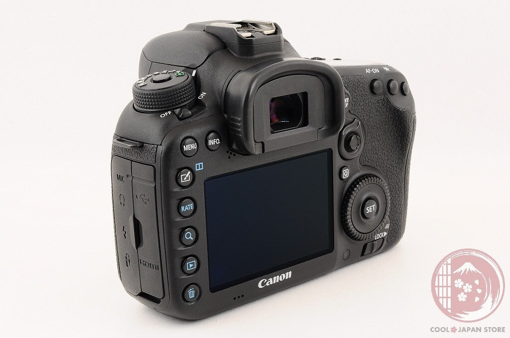 [ 27749 shots MINT+ in Box] Canon EOS 7D Mark II from Japan Cf75