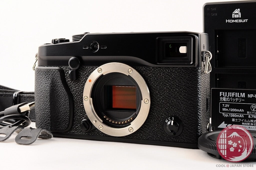 DDU [MINT+ w/ Strap Charger] Fujifilm Fuji X-Pro1 Black 16.3MP Cg09