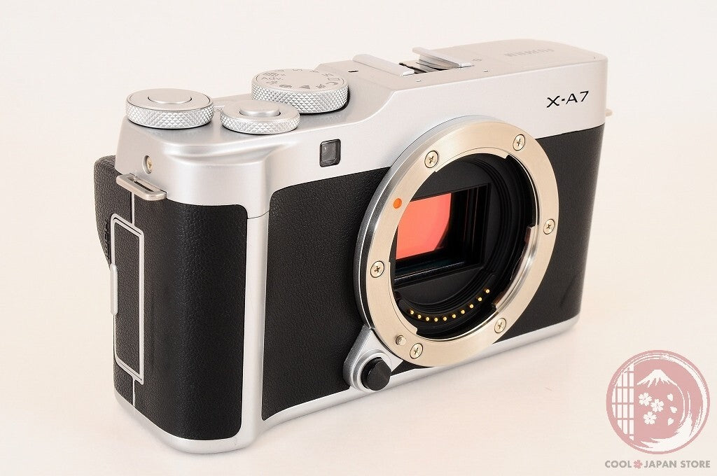 [MINT+ w/ Strap Cable] Fujifilm Fujifilm X-A7 silver from Japan Cg26
