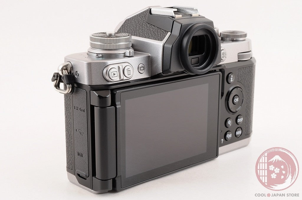 [ 2864 shots MINT+ w/ Strap Charger ] Nikon Z fc Zfc Silver 20.9MP Cm37