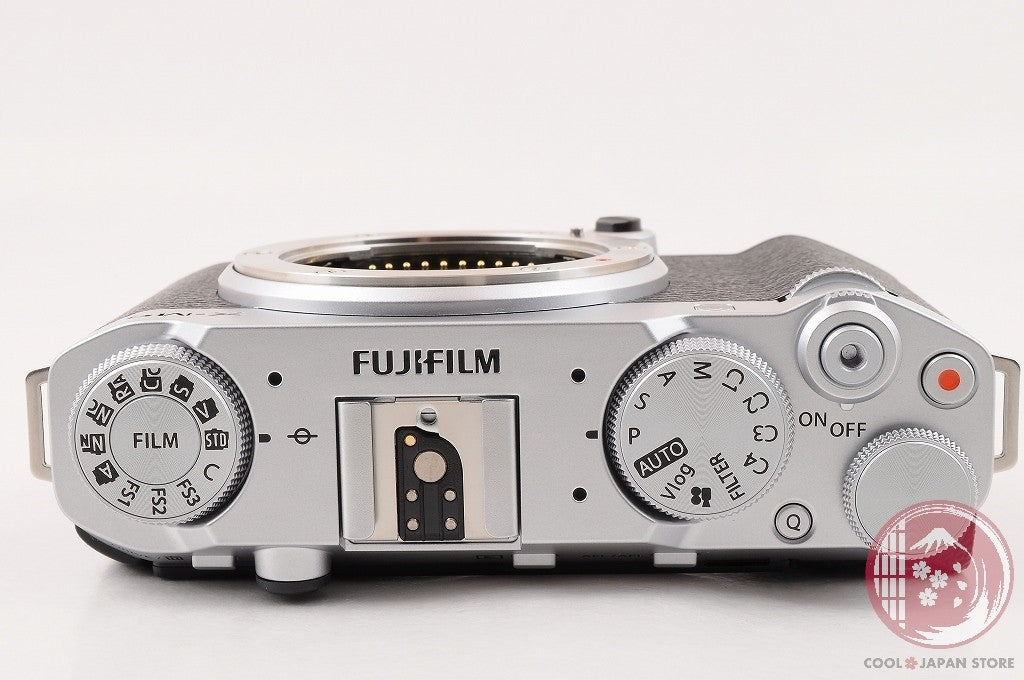 [ 671 shots TOP MINT in Box ] Fujifilm Fujifilm X-M5 silver XC 15-45mm　Cl47