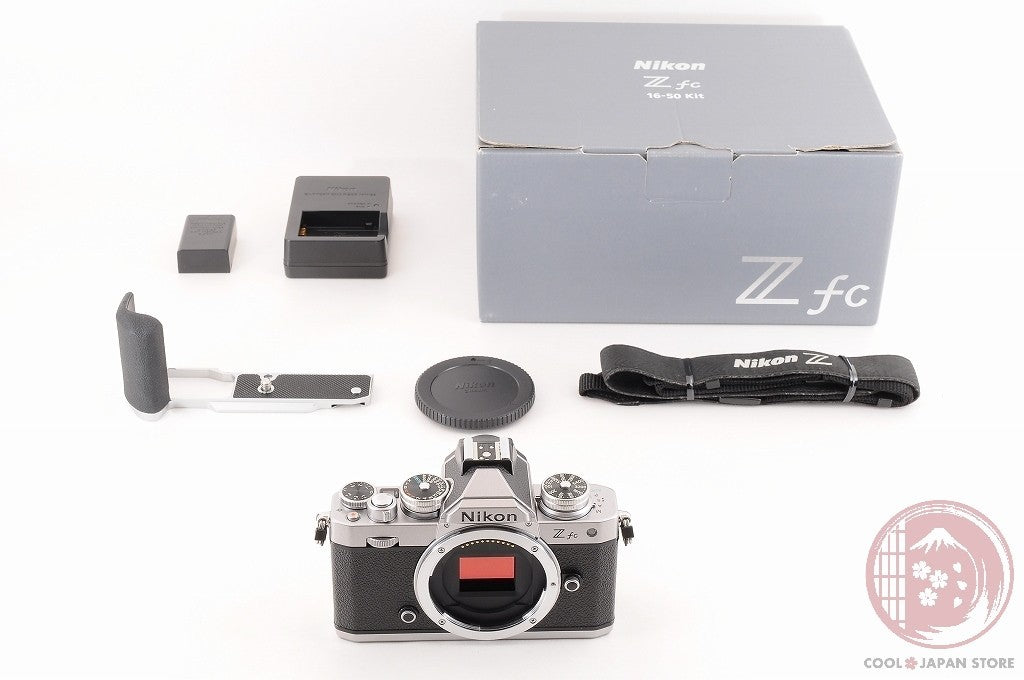 [ 9271 shots TOP MINT in Box ] Nikon Z fc Zfc Silver 20.9MP from Japan Ck05