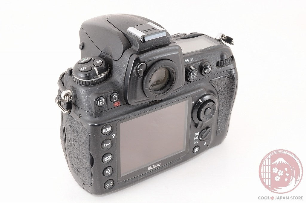 DDU[ 27640 shots MINT in Box ] Nikon D700 12.1MP Digital SLR FX from Japan Cj74