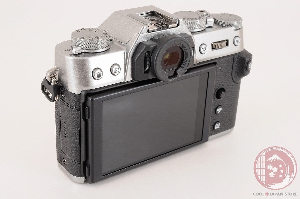 DDU[ 570 shot TOP MINT in Box ] Fujifilm Fujifilm X-T30 II from Japan Cj84