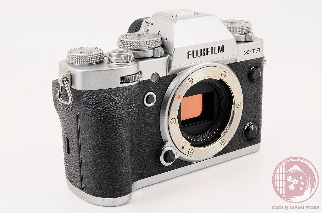 READ[ Low shots MINT w/Charger ] Fujifilm Fuji X-T3 XT3 Silver 26.1MP Ck94