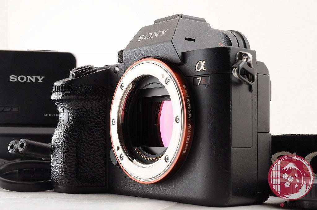 English OK[ 16463 shots MINT w/ Strap Charger] Sony A7R III 7RM3 ILCE-7RM3 Cm28