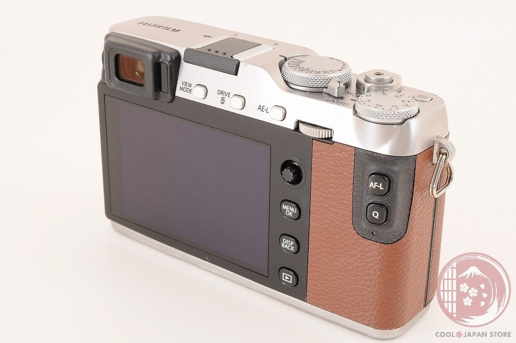 DDU[ Low shots MINT w/ Strap Charger ] Fujifilm Fujifilm X-E3 Brown Japan Ci37