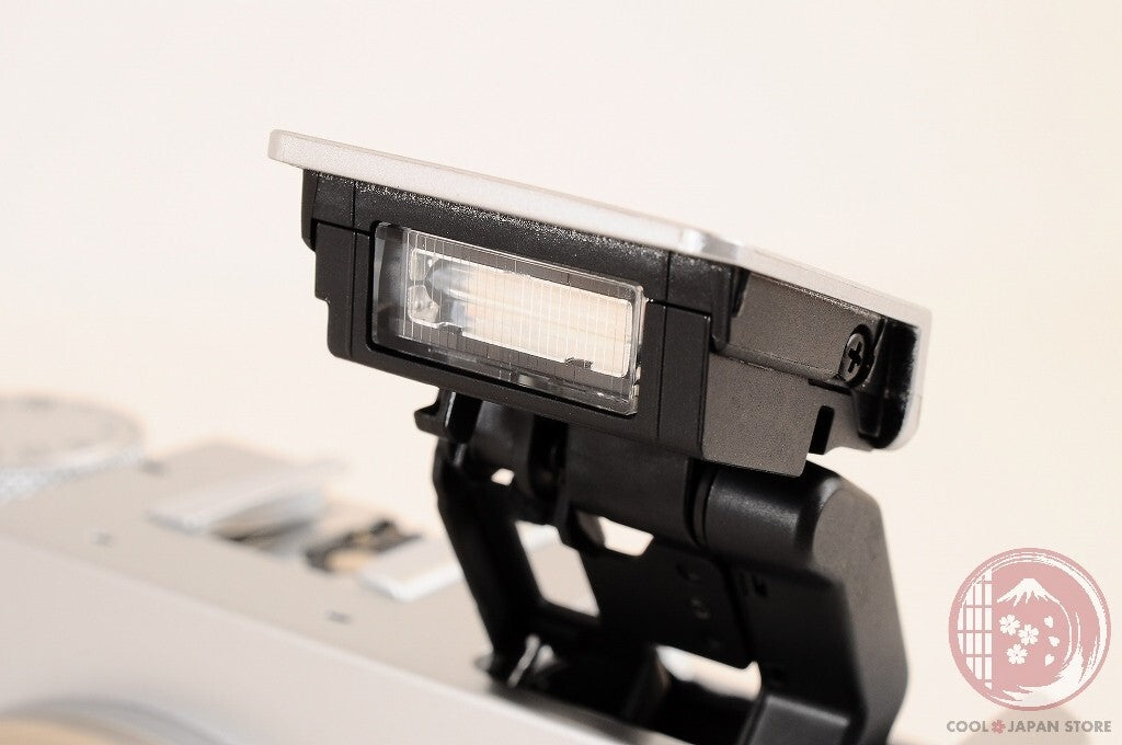 [MINT+ w/ Strap Cable] Fujifilm Fujifilm X-A7 silver from Japan Cg26