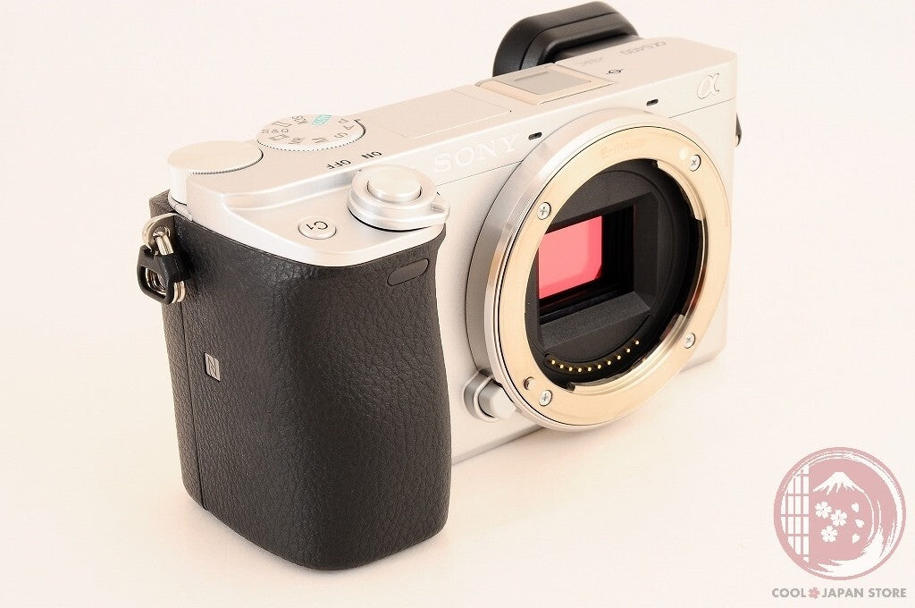 English OK[ 1694 shots MINT+ in Box] Sony Alpha A6400 24.2MP Mirrorless Cg14
