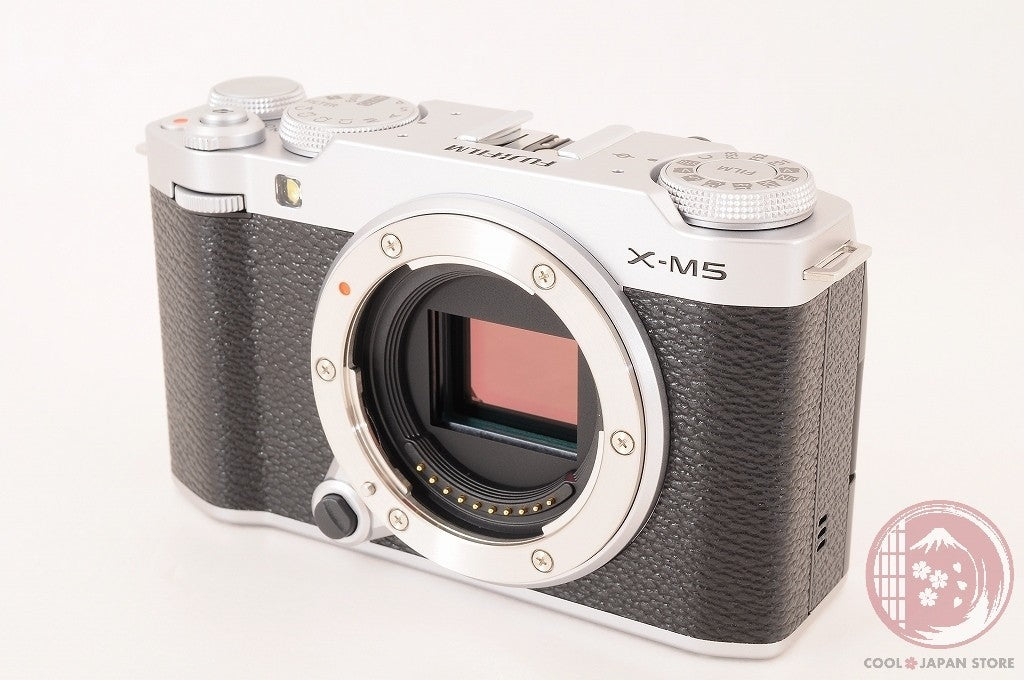 [ 179 shots TOP MINT in Box ] Fujifilm X-M5 silver from Japan Ci22