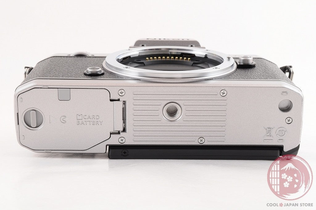 [ 2864 shots MINT+ w/ Strap Charger ] Nikon Z fc Zfc Silver 20.9MP Cm37