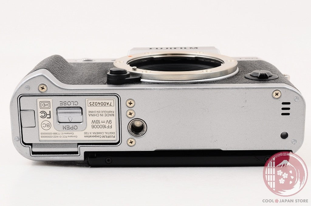[ 477 shots MINT in Box ] Fuji X-T20 Silver 24.3MP Mirrorless from Japan Cl25