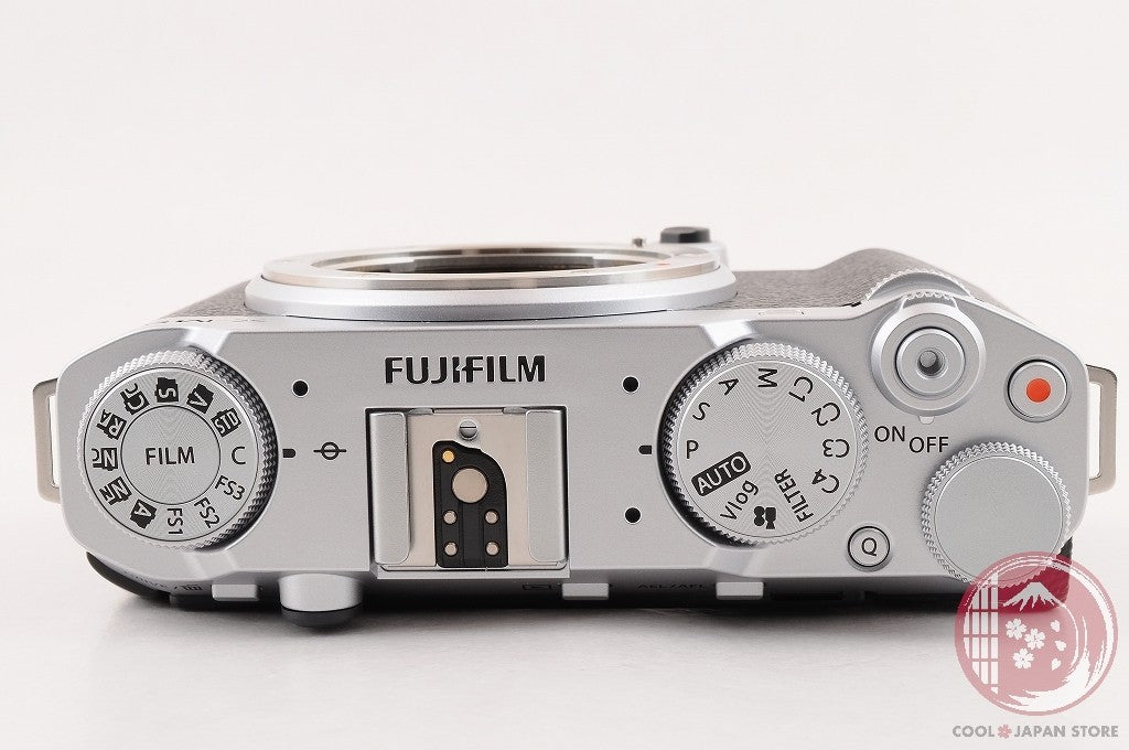 [ 727 shots TOP MINT w/15-45mm in Box] Fujifilm Fuji X-M5 silver XC Cm09