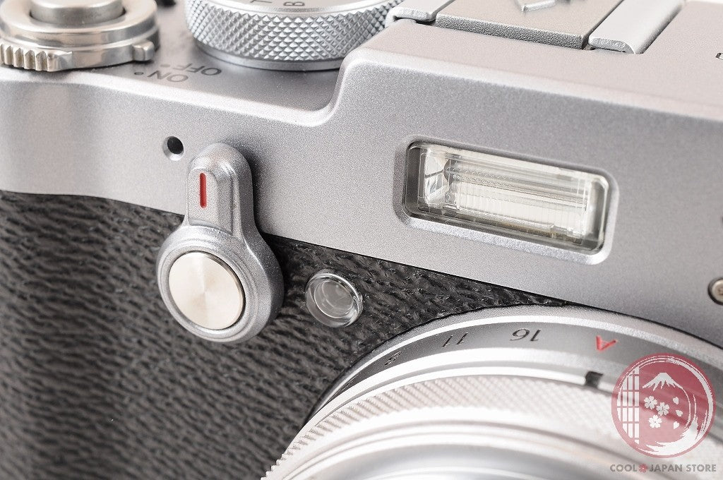 [ 28300 shots MINT in Box ]Fujifilm Fuji X100T X-100T Silver 16.3MP Digital Cm51