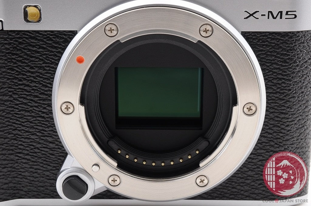 [UNUSED] Fujifilm Fujifilm X-M5 silver w/ XC 15-45mm from Japan Ci82