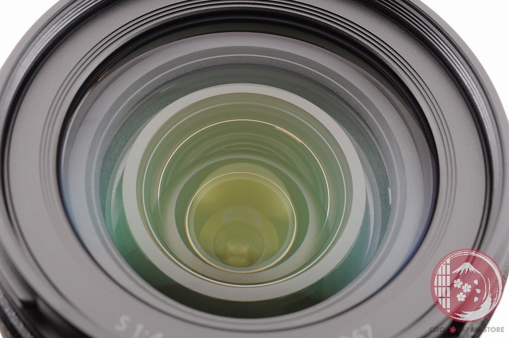 [TOP MINT in Box] Panasonic LUMIX S 28-200mm f/4-7.1 Macro from Japan Lw92