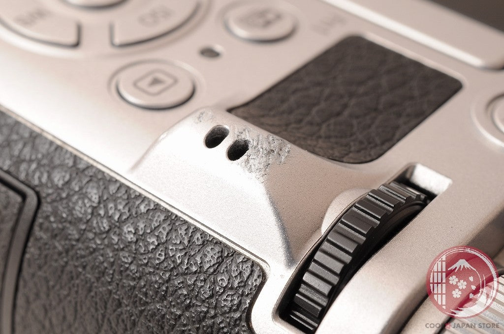 English OK [ 3531 shots MINT in Box ] Panasonic DC GX7MK3 GX9 Japan Ci59