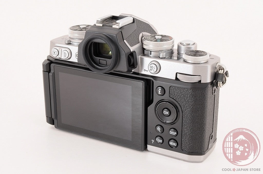 [ 9271 shots TOP MINT in Box ] Nikon Z fc Zfc Silver 20.9MP from Japan Ck05